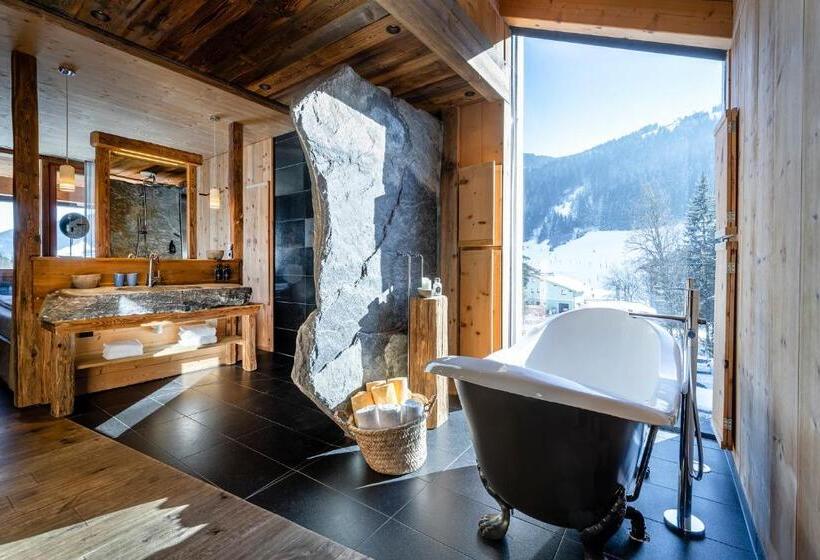 テラス付きスタンダードルーム, Mama Thresl