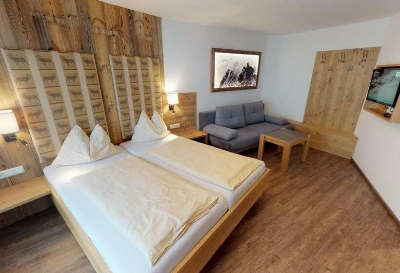 شقة غرفتين, Pension Bergkristall