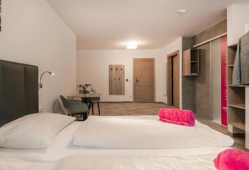 سوییت جونیور با بالکن, Smart