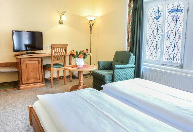 スタンダードルーム, Steffner Wallner