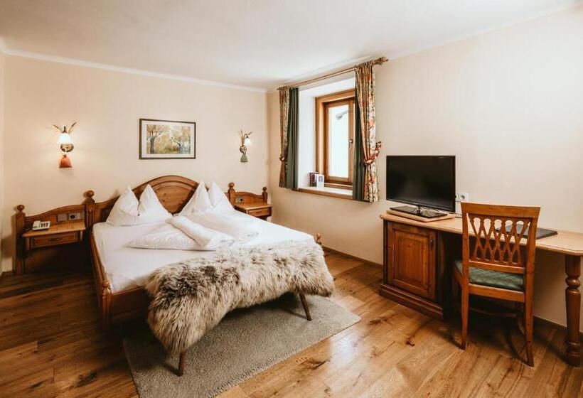 デラックスルーム, Steffner Wallner