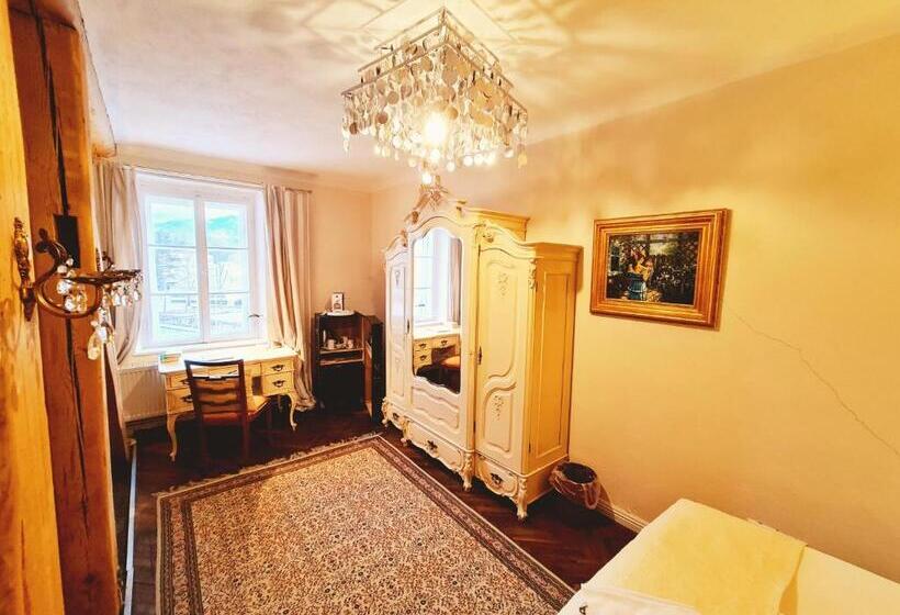 جناح ديلوكس, Gewerkenschlössl Zeilinger