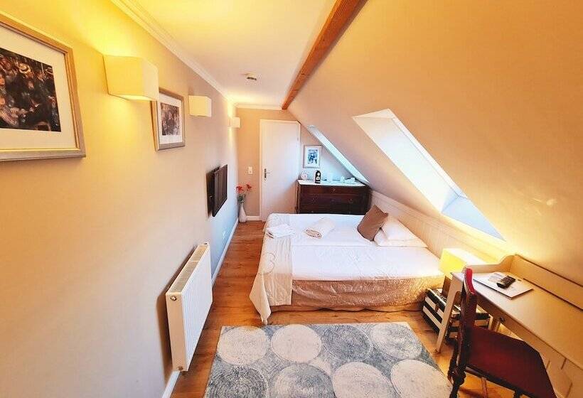 غرفة قياسية, Gewerkenschlössl Zeilinger