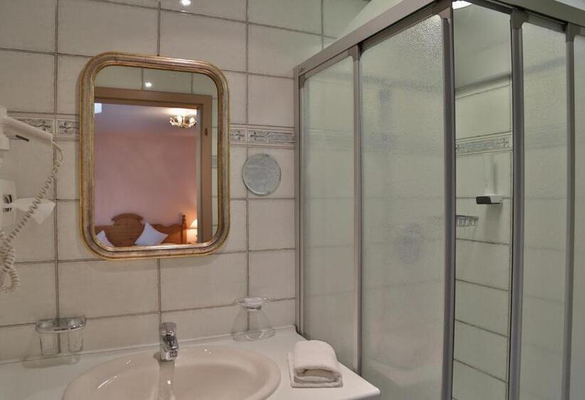 기본룸, B&b Zur Schanz