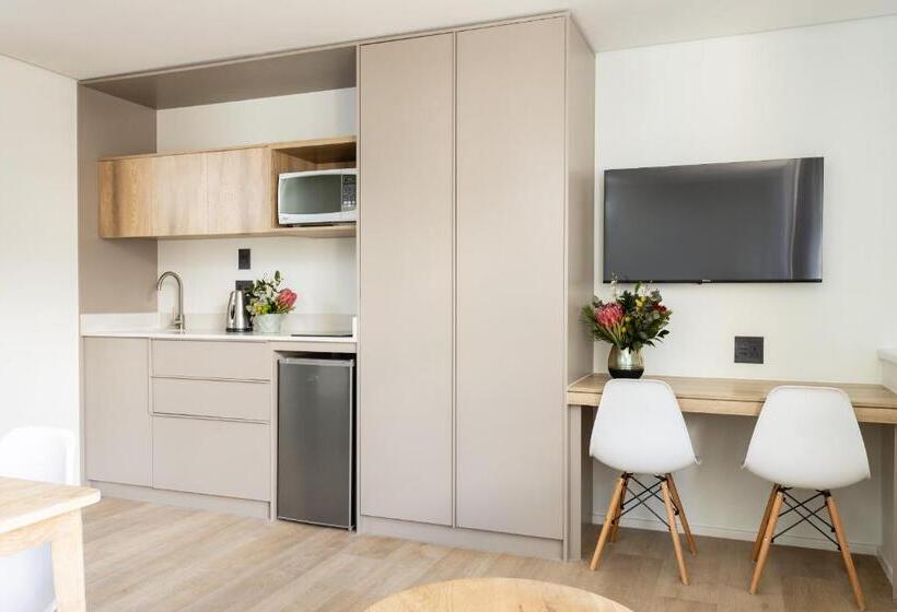 Suite com Varanda, Adderley Gardens