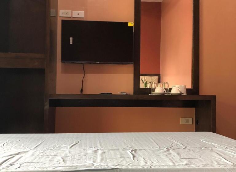 Quarto Estandar, Alona Princess Suites
