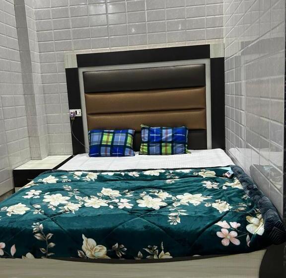 スタンダードルーム, Amor Lounge