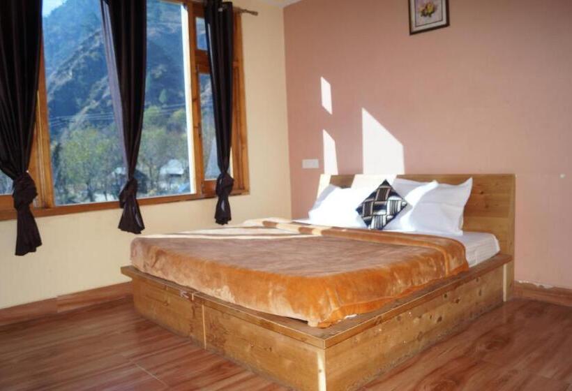 اتاق لوکس با تخت بزرگ, Apple Garden Katagla Kasol