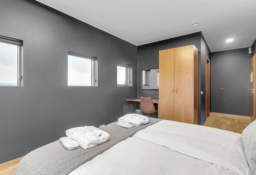 اتاق سوپریور با چشمانداز کوهستان, Tindasel Lodge