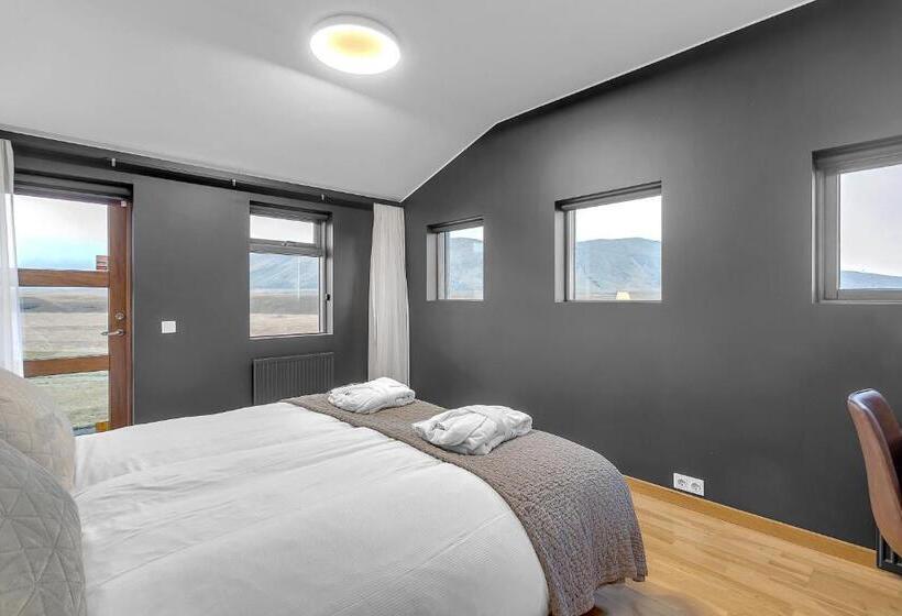 اتاق سوپریور با چشمانداز کوهستان, Tindasel Lodge