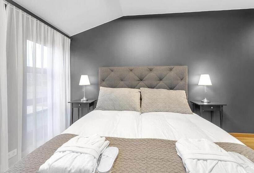 اتاق سوپریور با چشمانداز باغ, Tindasel Lodge