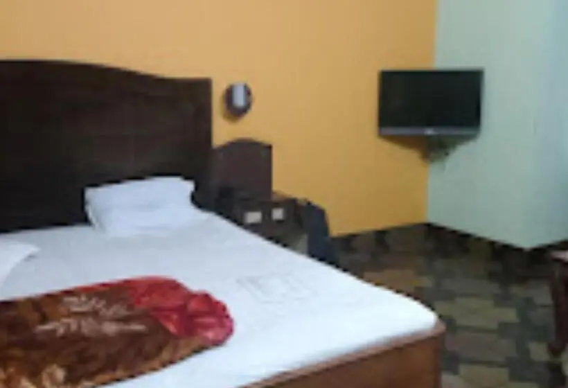 Standardzimmer, Solan Rourkela