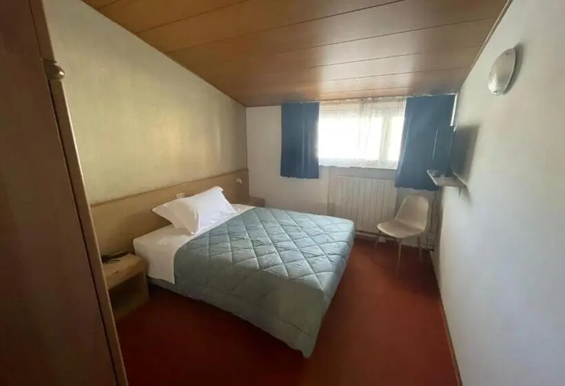 Habitación Estàndard Individual, Tarvis