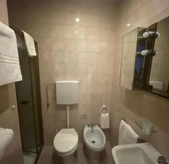 Habitación Estàndard Individual, Tarvis