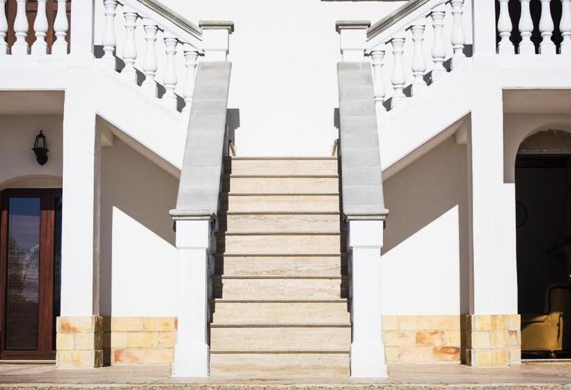 דירת שני חדרים, Tenute Donna Franca