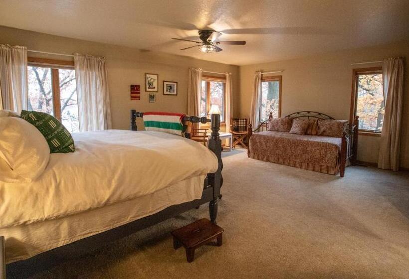 Четырехместный Номер Стандарт, Lakeplace Bed & Breakfast