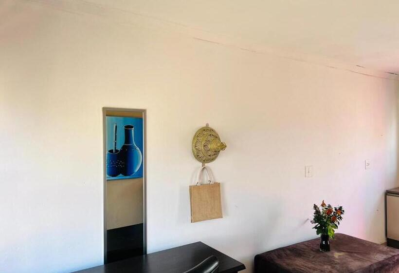 דירת חדר, Mphatlalatsane Executive Bnb