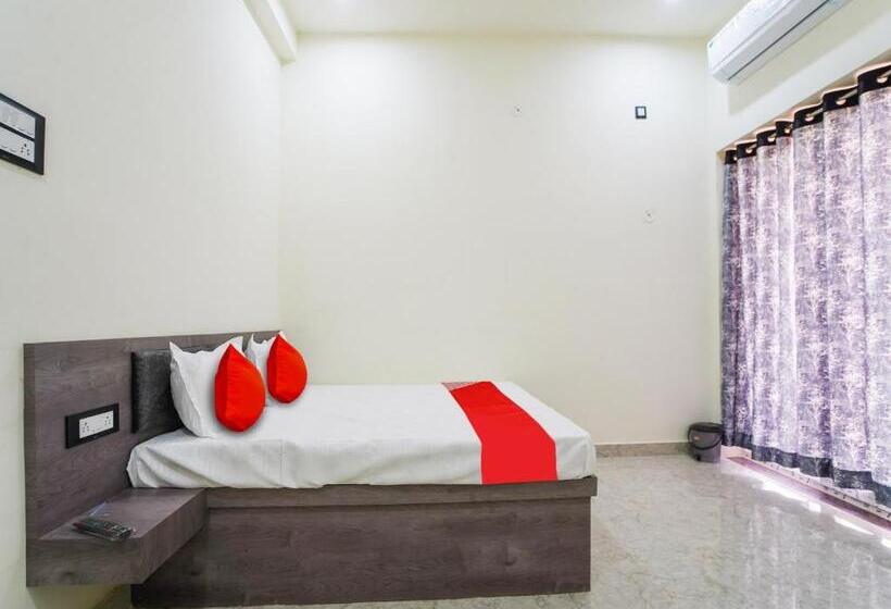 חדר קלאסי לשלושה, Oyo Hotel Diamond Plaza