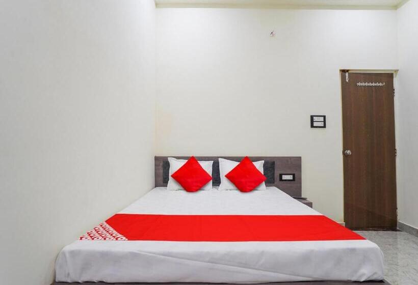 חדר קלאסי לשלושה, Oyo Hotel Diamond Plaza