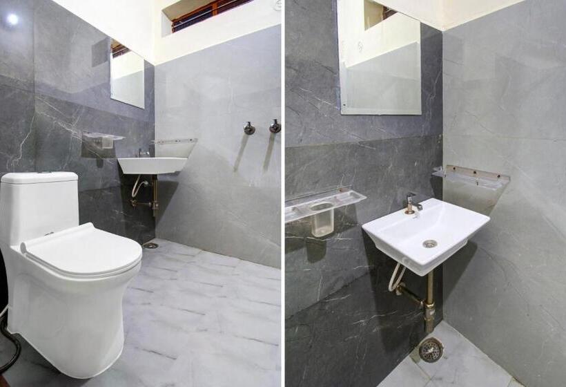 Quarto Triplo Clássico, Oyo Hotel Vishal