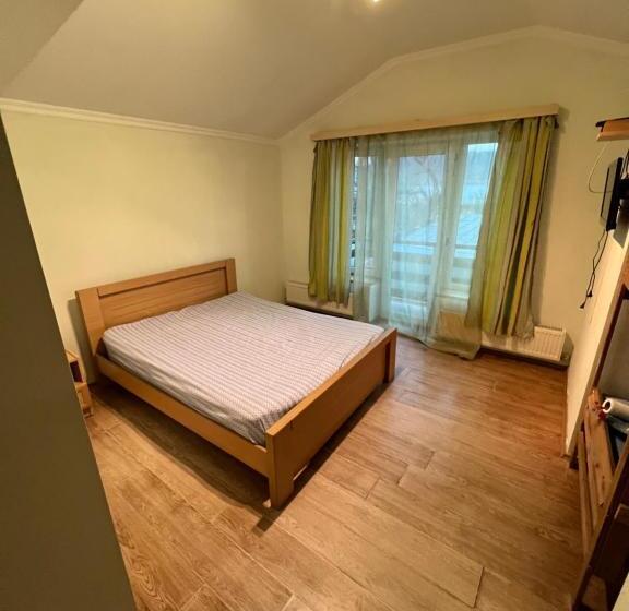 اتاق استاندارد, Bakuriani Cozy Guesthouse