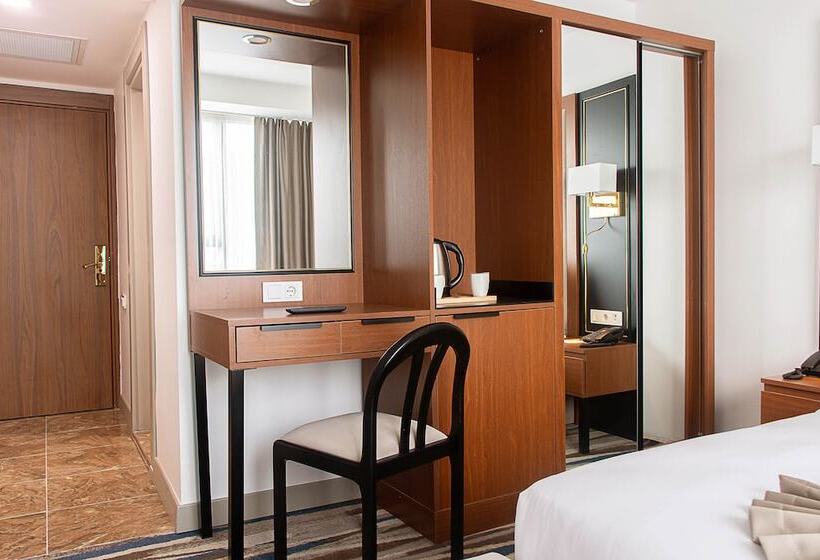 חדר משפחתי, Shelter Inn Hotel & Spa