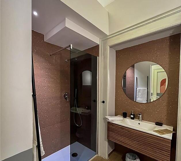 キングサイズベッドのスタンダードルーム, B&b Palazzo 1906   Eco Dimora Storica