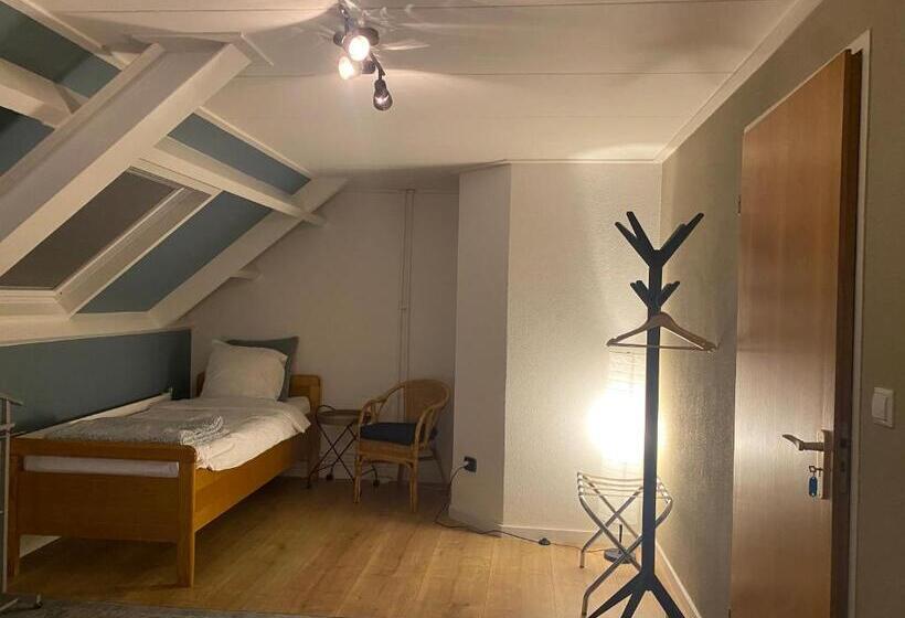 패밀리 룸, Bed And Breakfast Carma Arnhem