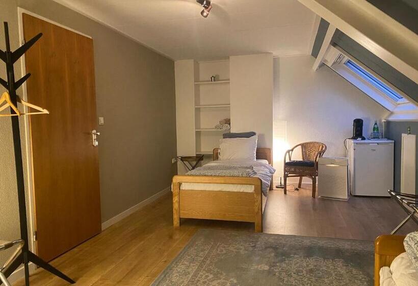 패밀리 룸, Bed And Breakfast Carma Arnhem