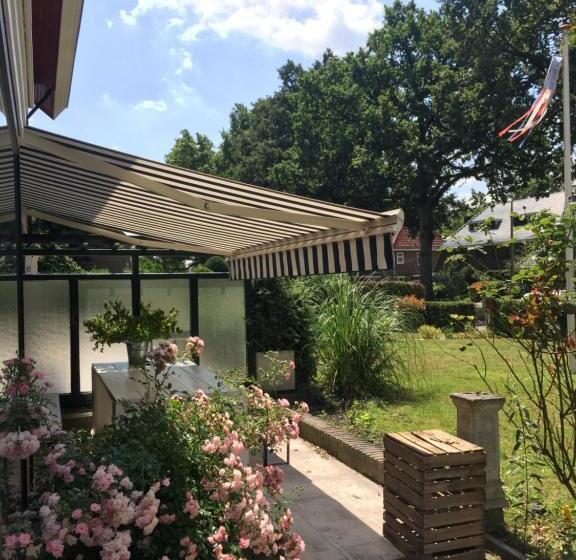 Семейный Номер, Bed And Breakfast Carma Arnhem