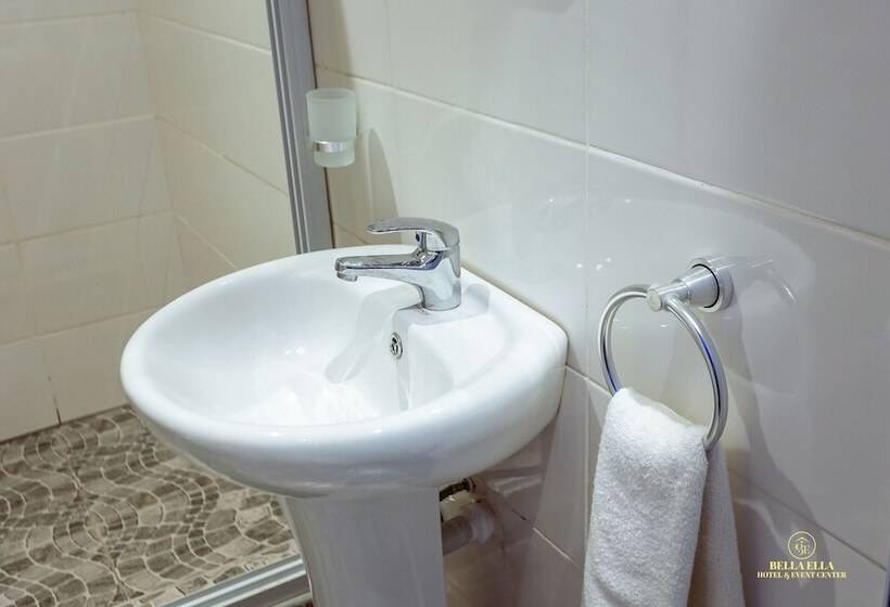 اتاق استاندارد, Bella Ella Hotel & Event Center