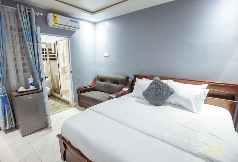 اتاق لوکس, Bella Ella Hotel & Event Center