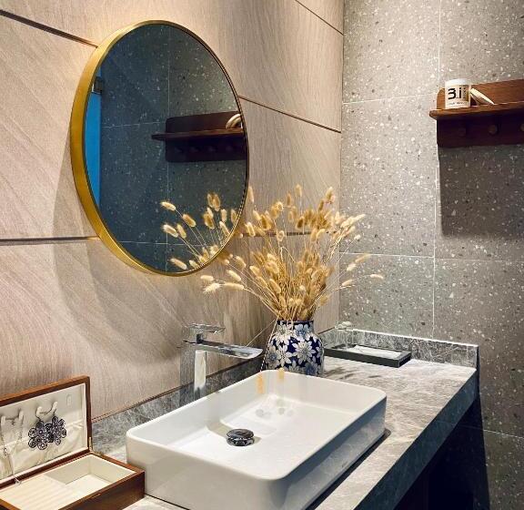 آپارتمان 2 خوابه, Field Villa