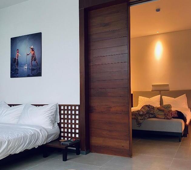 آپارتمان 2 خوابه, Field Villa