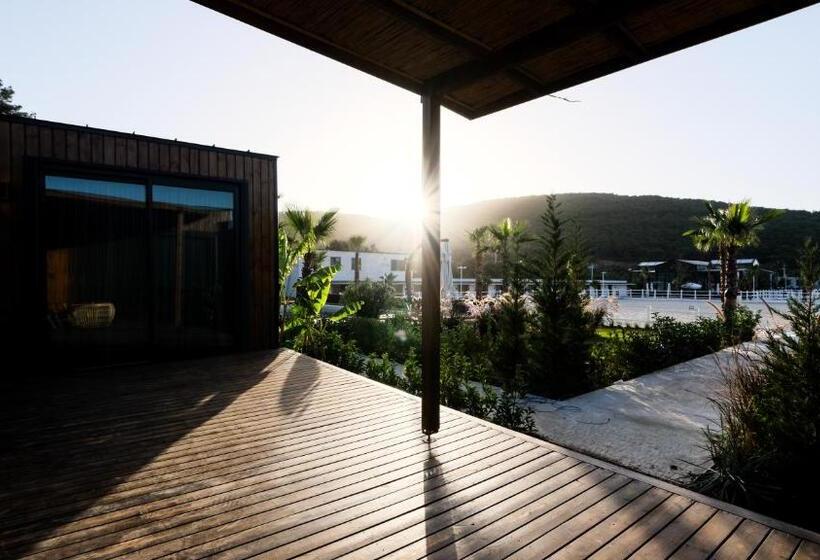 Люкс Вид на Бассейн, Asha Country