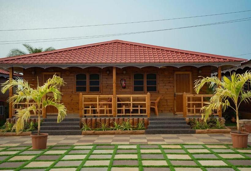 带大床的高级房间, Grace Exotica Goa