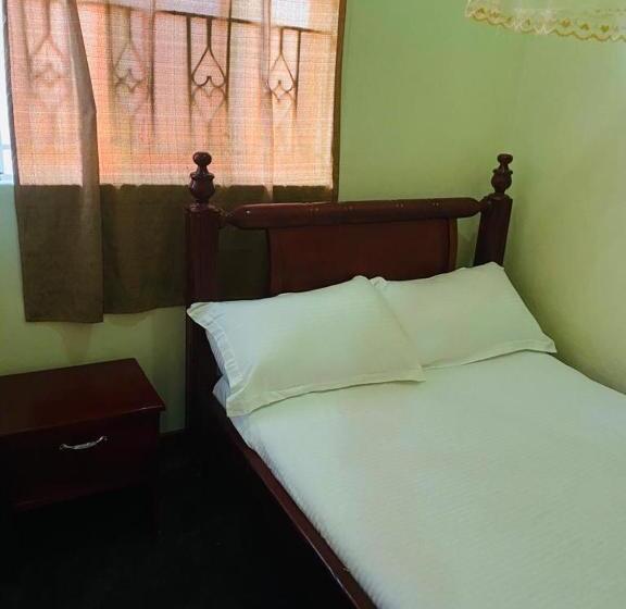 اتاق استاندارد با تخت بزرگ, Kalifonia Guest House