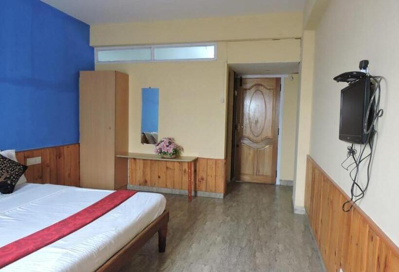 Deluxrum med Balkong, Fabhotel Nanjil Grande