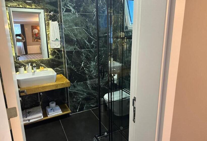 ファミリールーム, Treekos Suite