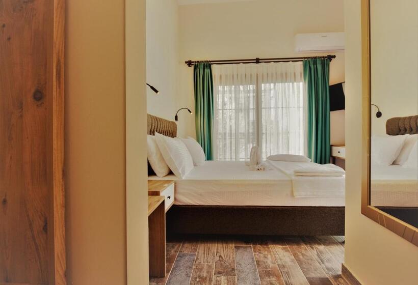 Deluxe-huone, Juli̇etotel