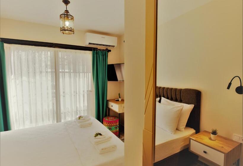 Deluxe-huone, Juli̇etotel