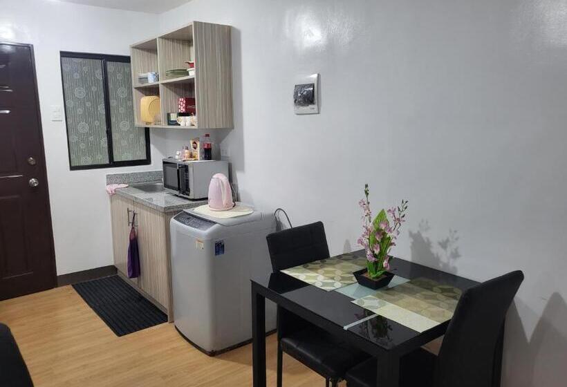 آپارتمان 1 خوابه, Kate Building