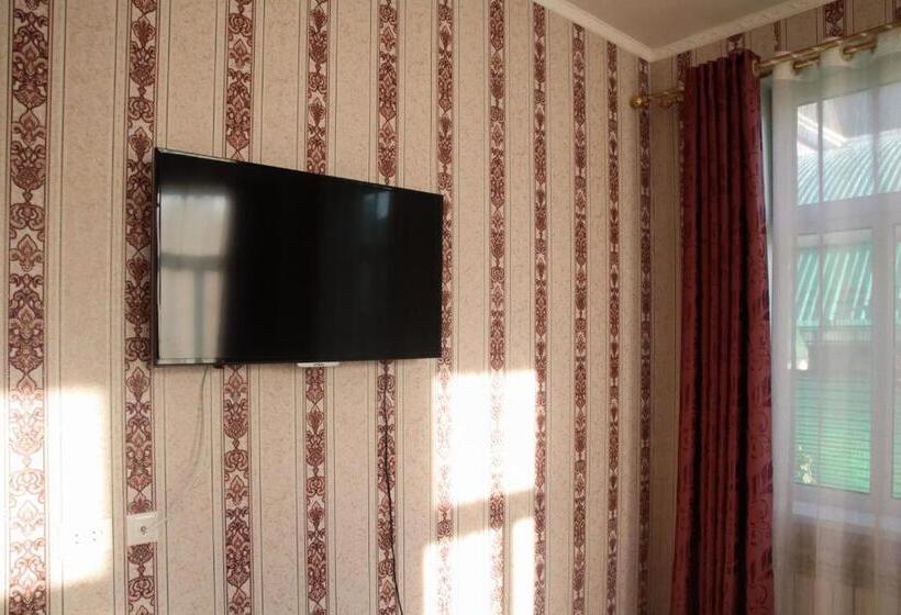 اتاق استاندارد چهار تخته, Khan