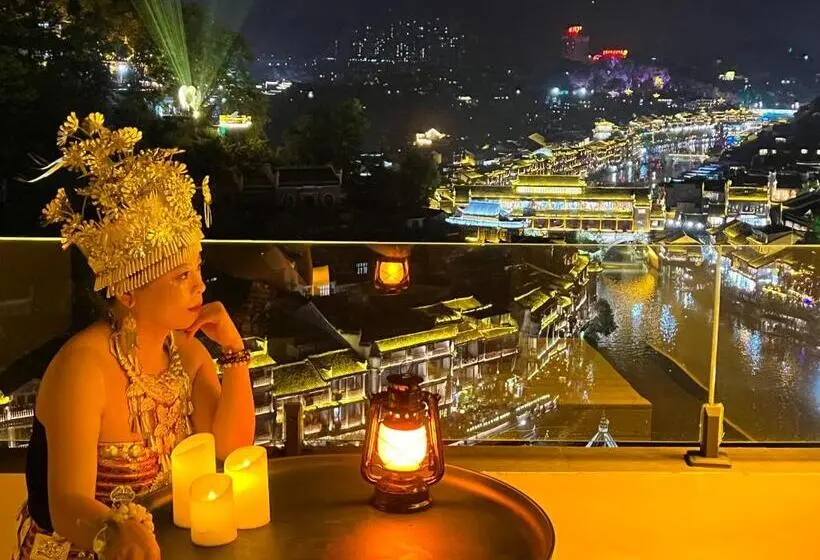 クイーンサイズベッドのスタンダードルーム, Phoenix Best River View B&b