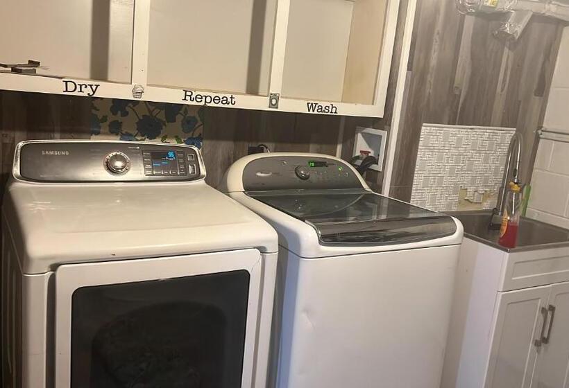 חדר סטנדרט, Room In House Cozy Comfy Private Room Close To Everything K