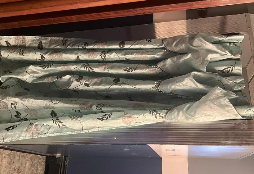 Номер Стандарт Индивидуальный, Room In House Cozy Comfy Private Room Close To Everything L