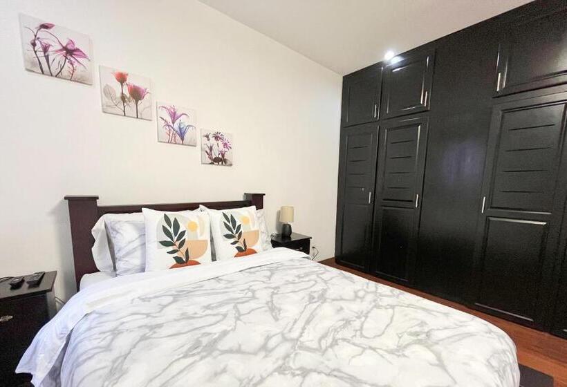 اتاق استاندارد با سرویس بهداشتی مشترک, Viva Guest House