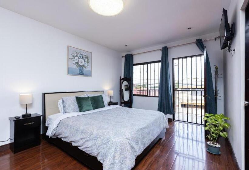 اتاق استاندارد با تخت بزرگ, Viva Guest House