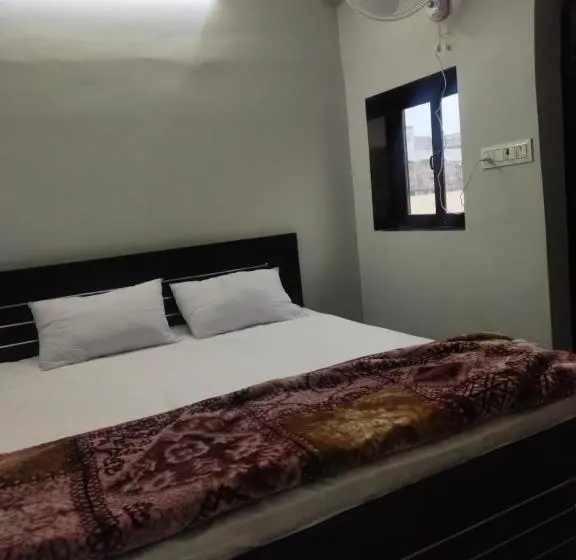 Standard-huone Parveke, Pink City Backpackers