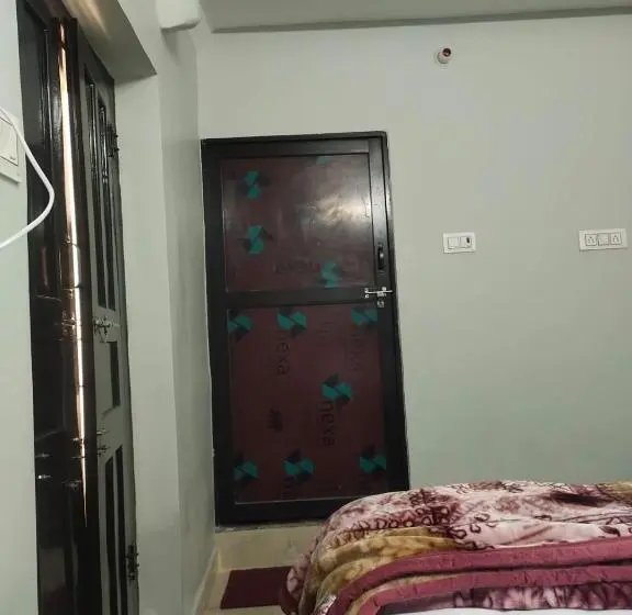 Standard-huone Parveke, Pink City Backpackers